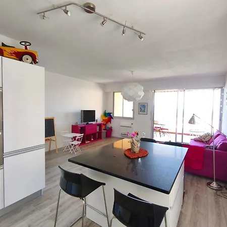 Spacious Near The Sea *