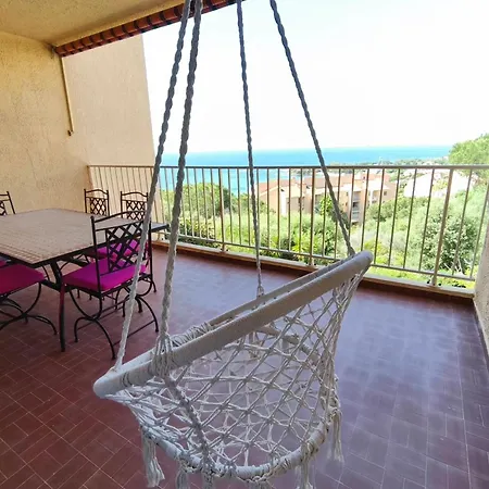 Spacious Near The Sea Apartment Ajaccio (Corsica)